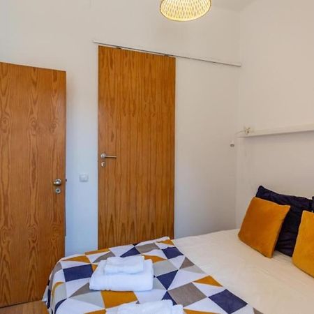 Loft Mouraria Apartment Lisbon Luaran gambar