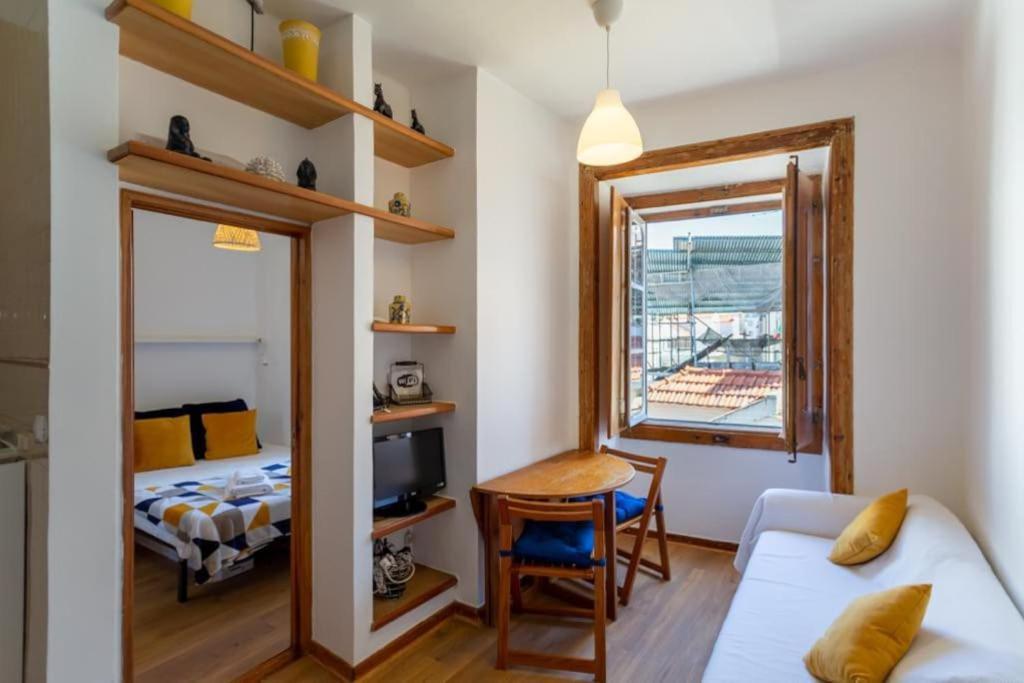 Loft Mouraria Apartment Lisbon Luaran gambar