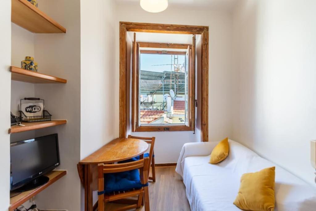 Loft Mouraria Apartment Lisbon Luaran gambar