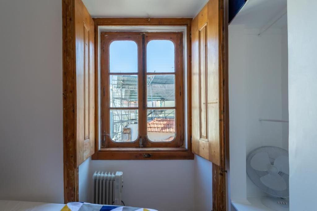 Loft Mouraria Apartment Lisbon Luaran gambar
