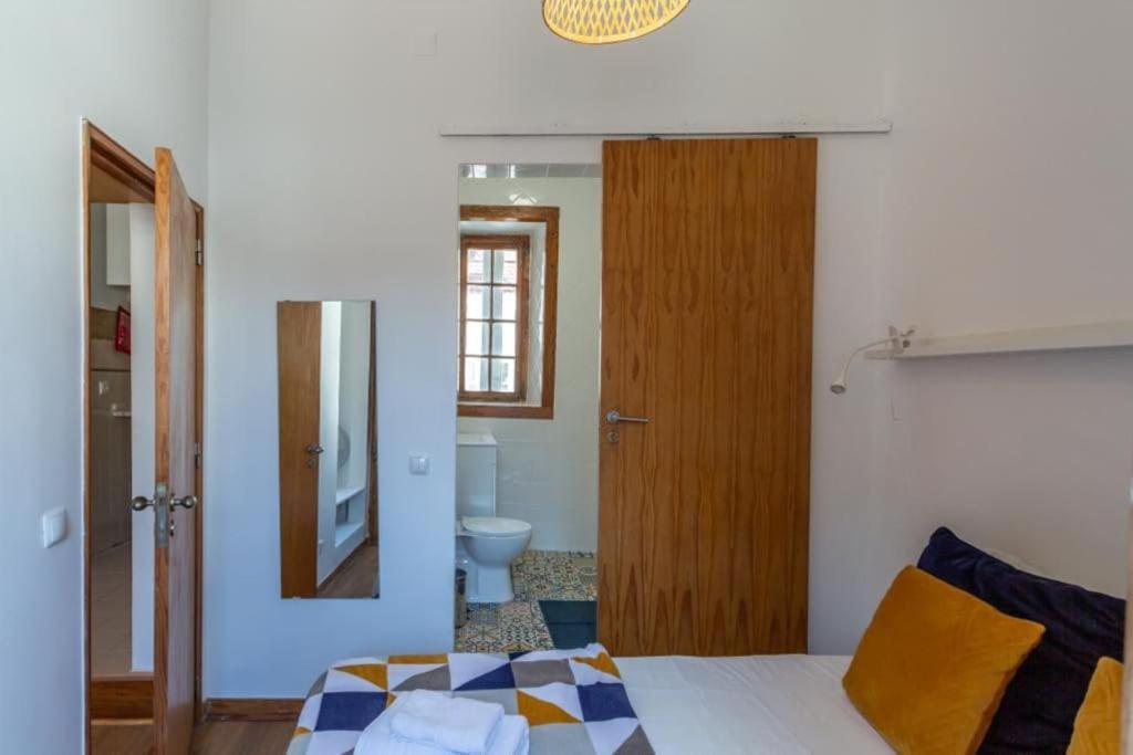 Loft Mouraria Apartment Lisbon Luaran gambar